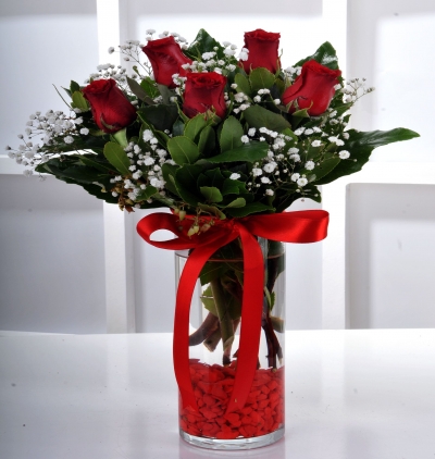 vazoda 11 kırmızı gül Çiçeği & Ürünü 5 gül 