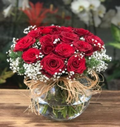 kırmızı gerbera buketi Çiçeği & Ürünü Fanusta 20 Gül Büyüsü 
