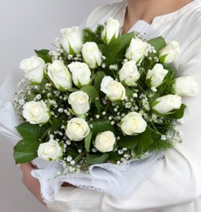 güllerin melodisi 17 gül Çiçeği & Ürünü 19 Beyaz Gül Buketi 
